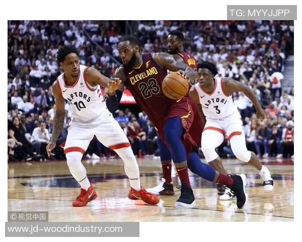 骑士与猛龙季后赛首场对决精彩回顾与赛后分析